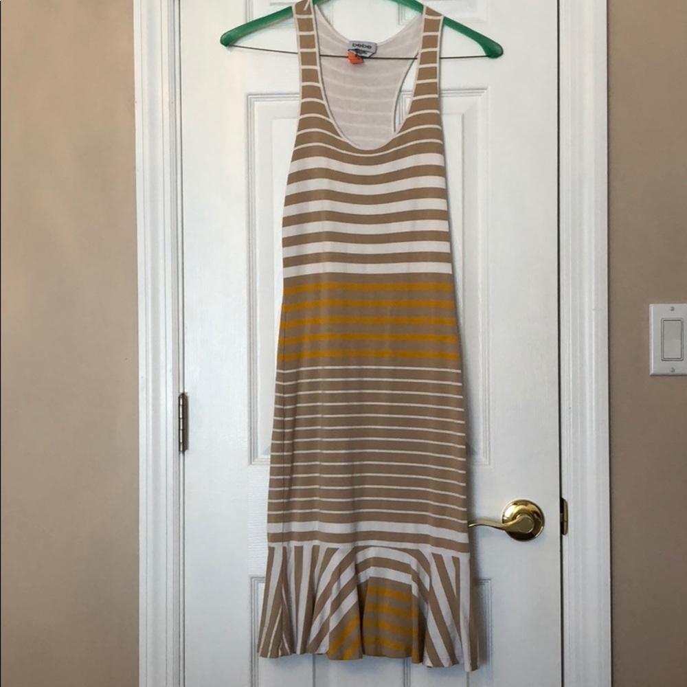 Bebe dress